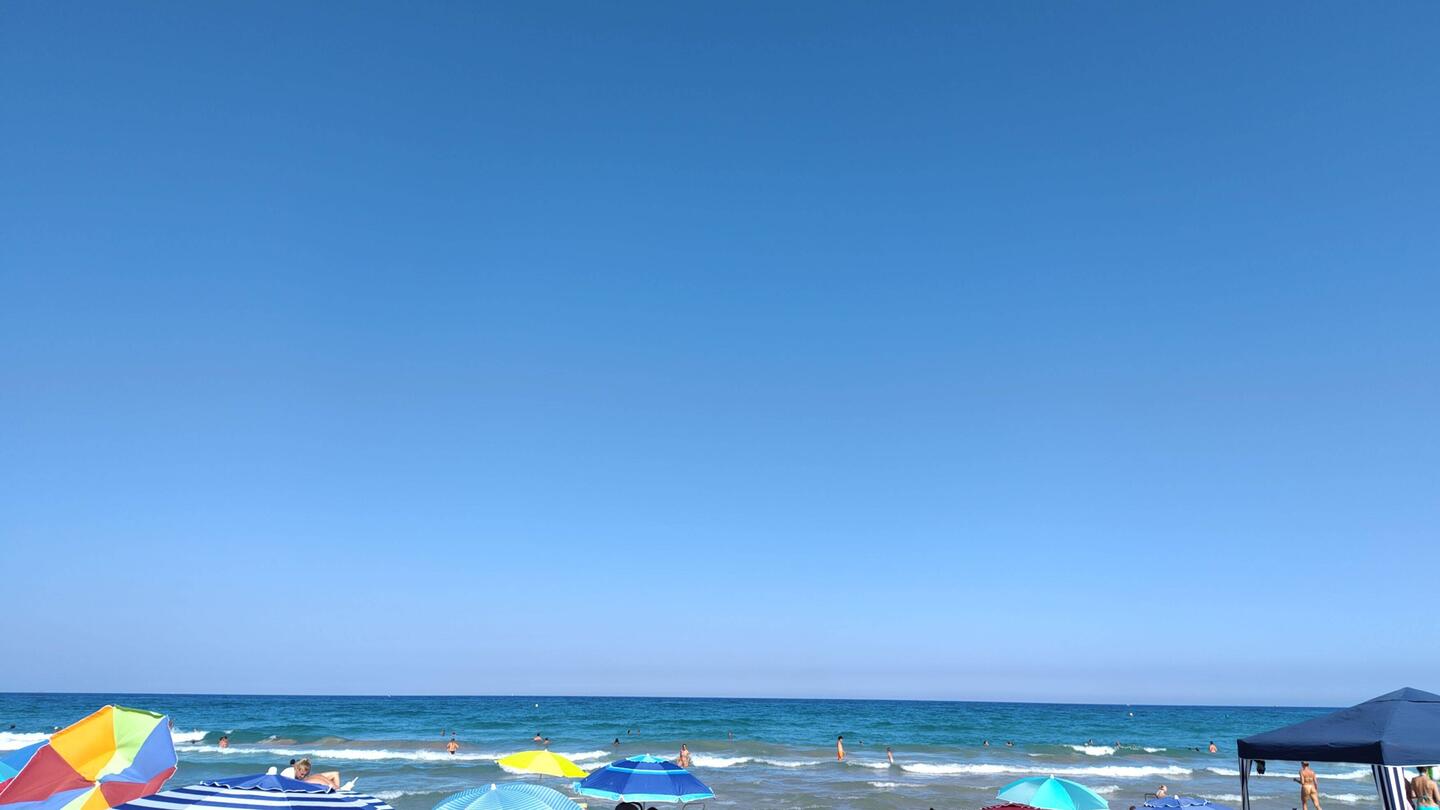 Meer mit Kopf unter Wasser!