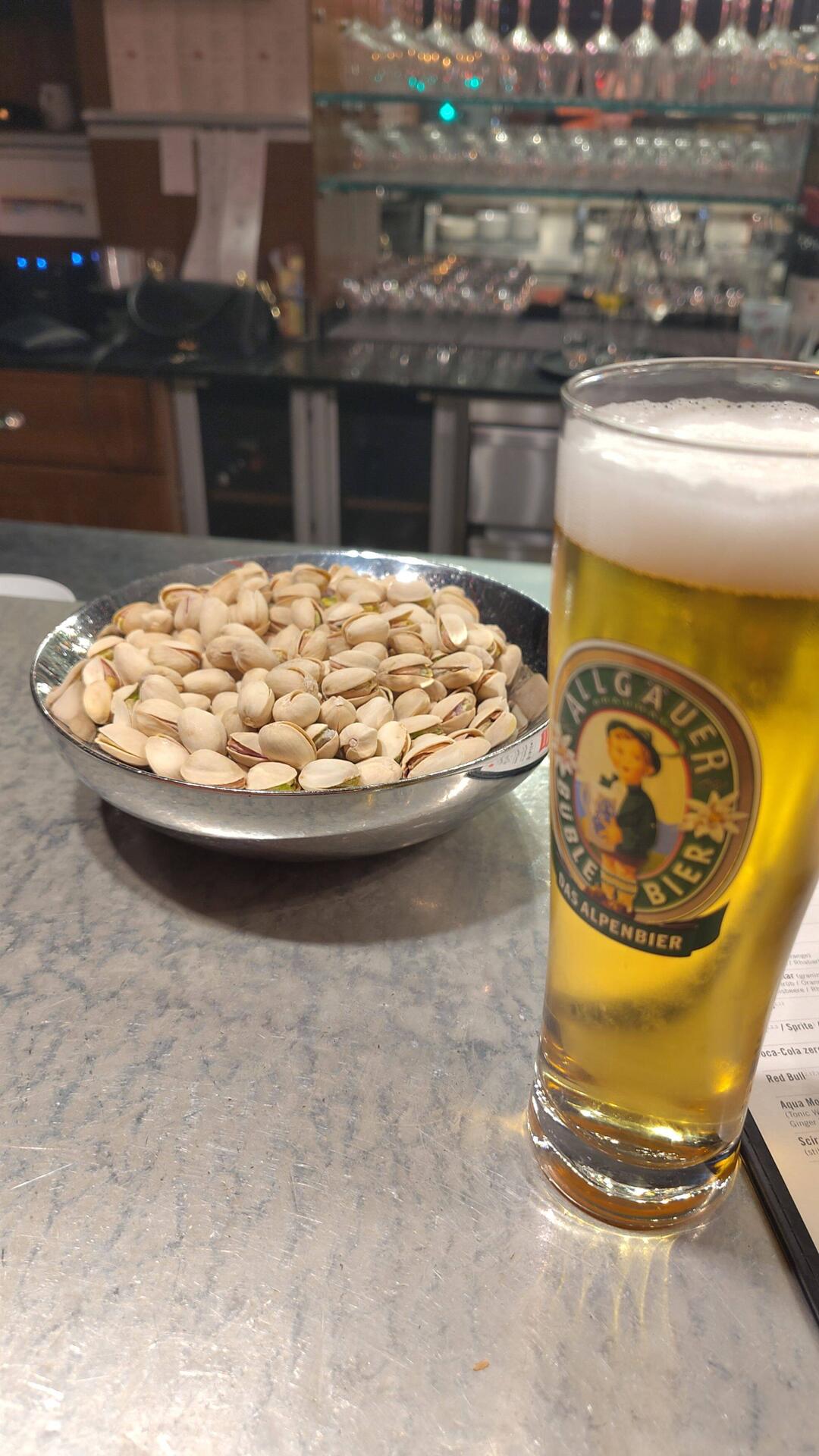 Abendessen vor dem Abendessen